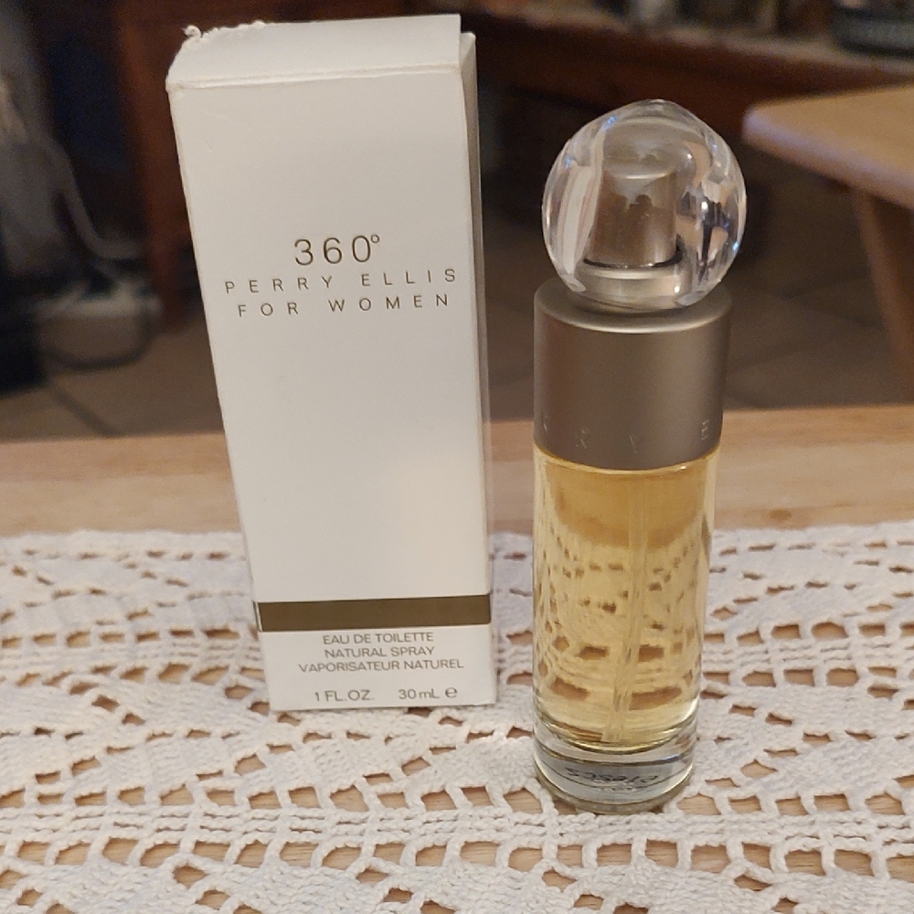 360° Perry Ellis for Women Eau de Toilette - Amber/Gold Bottle